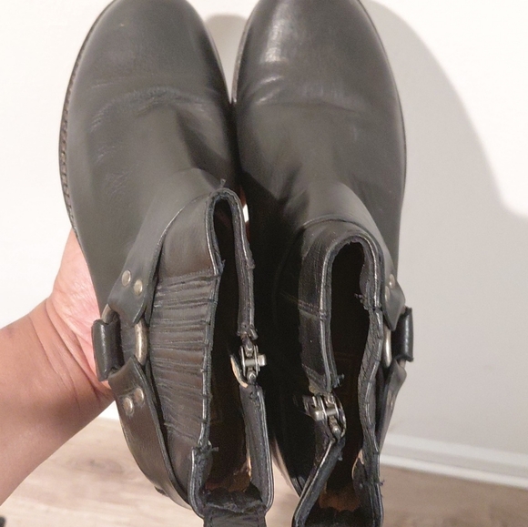 Frye Women's Black Leather Ankle Moto Boots Size 7 - Picture 5 of 12